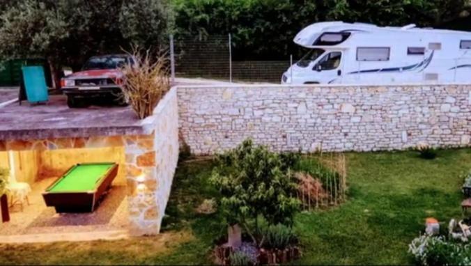 Cortina House Berat Lejlighed Kuçovë Eksteriør billede